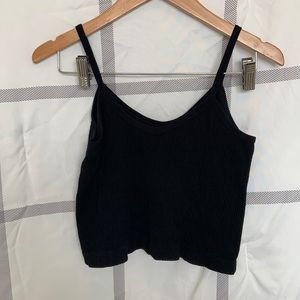 black ribbed cropped tank